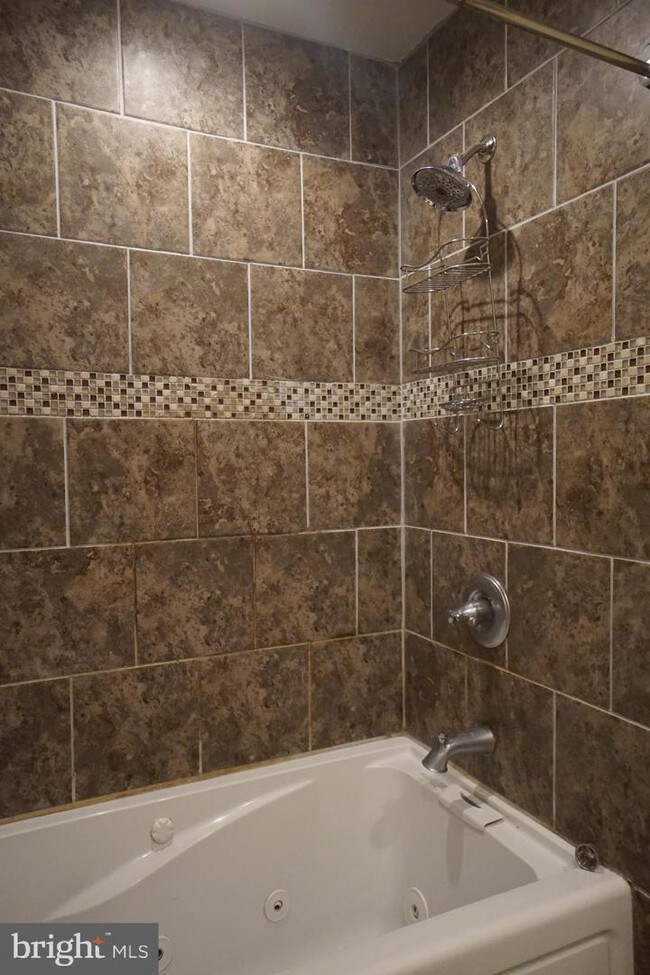 Building Photo - 2152 E Dauphin St