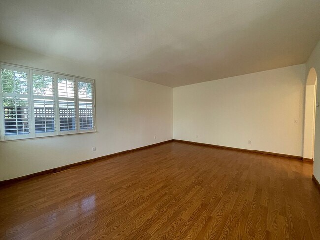 Building Photo - 2,199 Square Foot Beautiful 4-Bedroom Home | 2,199 Sq. Ft. | Prime Rincon Valley Location