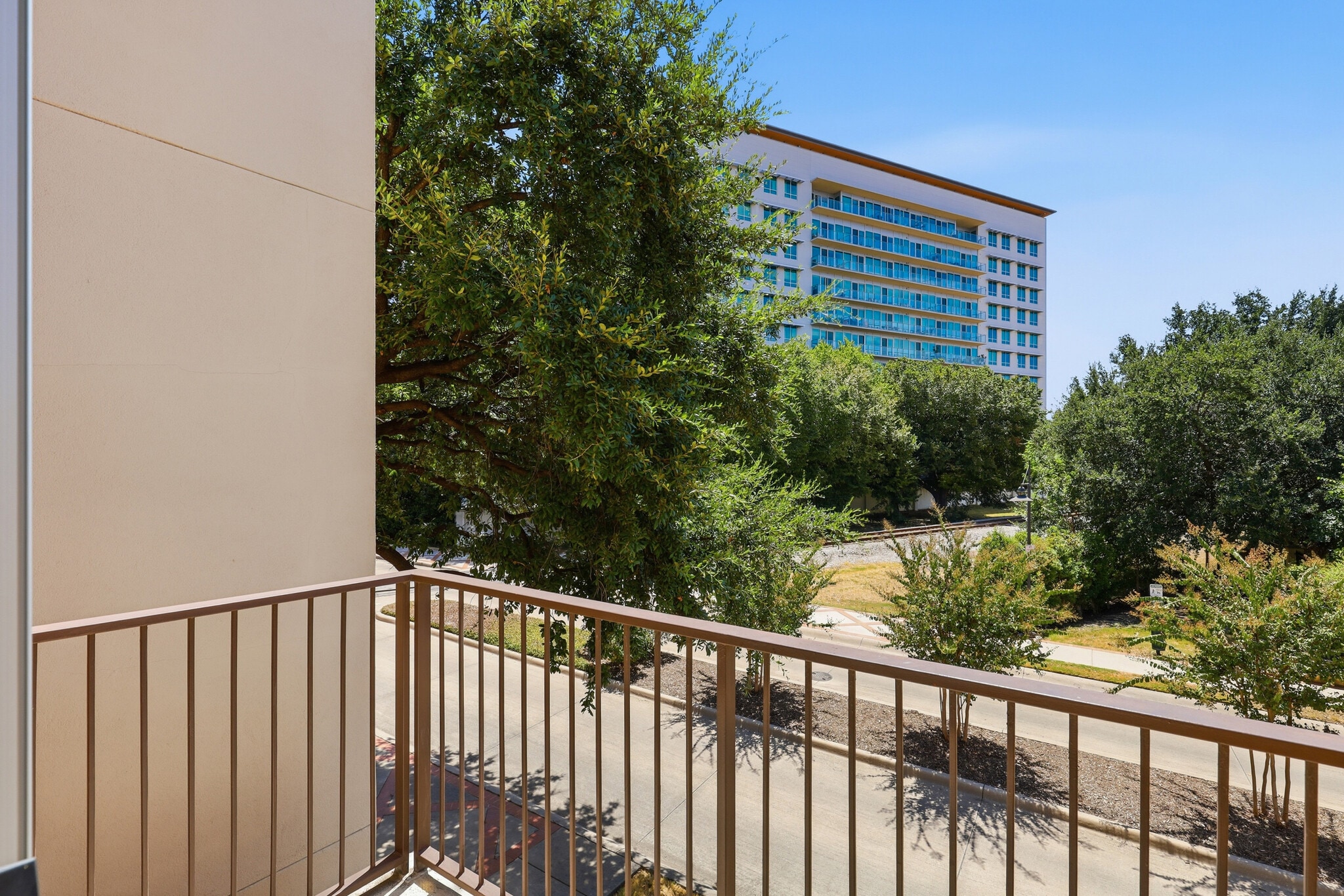 Building Photo - 2600 Museum Way