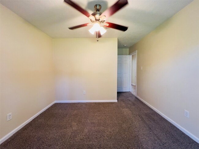 Building Photo - 17014 Forest Bend Ave