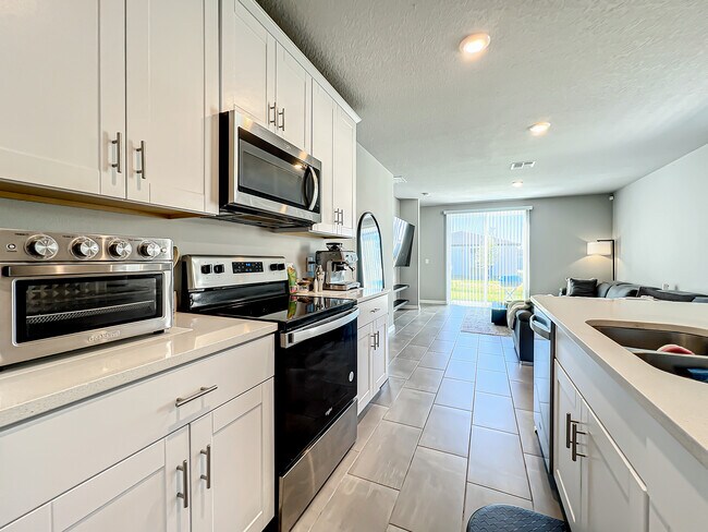 Building Photo - 2362 Brassie Ct