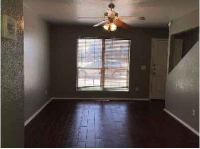 Building Photo - 2801 Vernice Loop