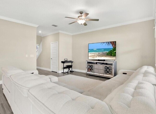 Building Photo - 9782 Coneflower Ct