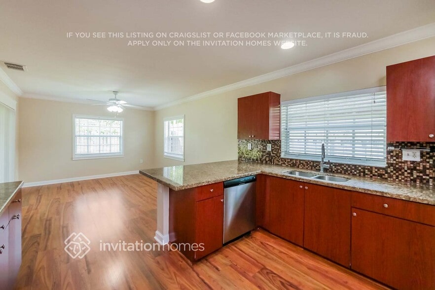 Building Photo - 18146 SW 150th Ct