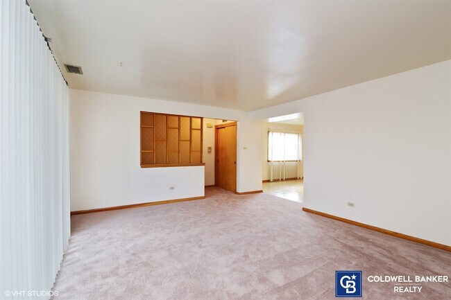 Building Photo - 1551 Sibley Blvd