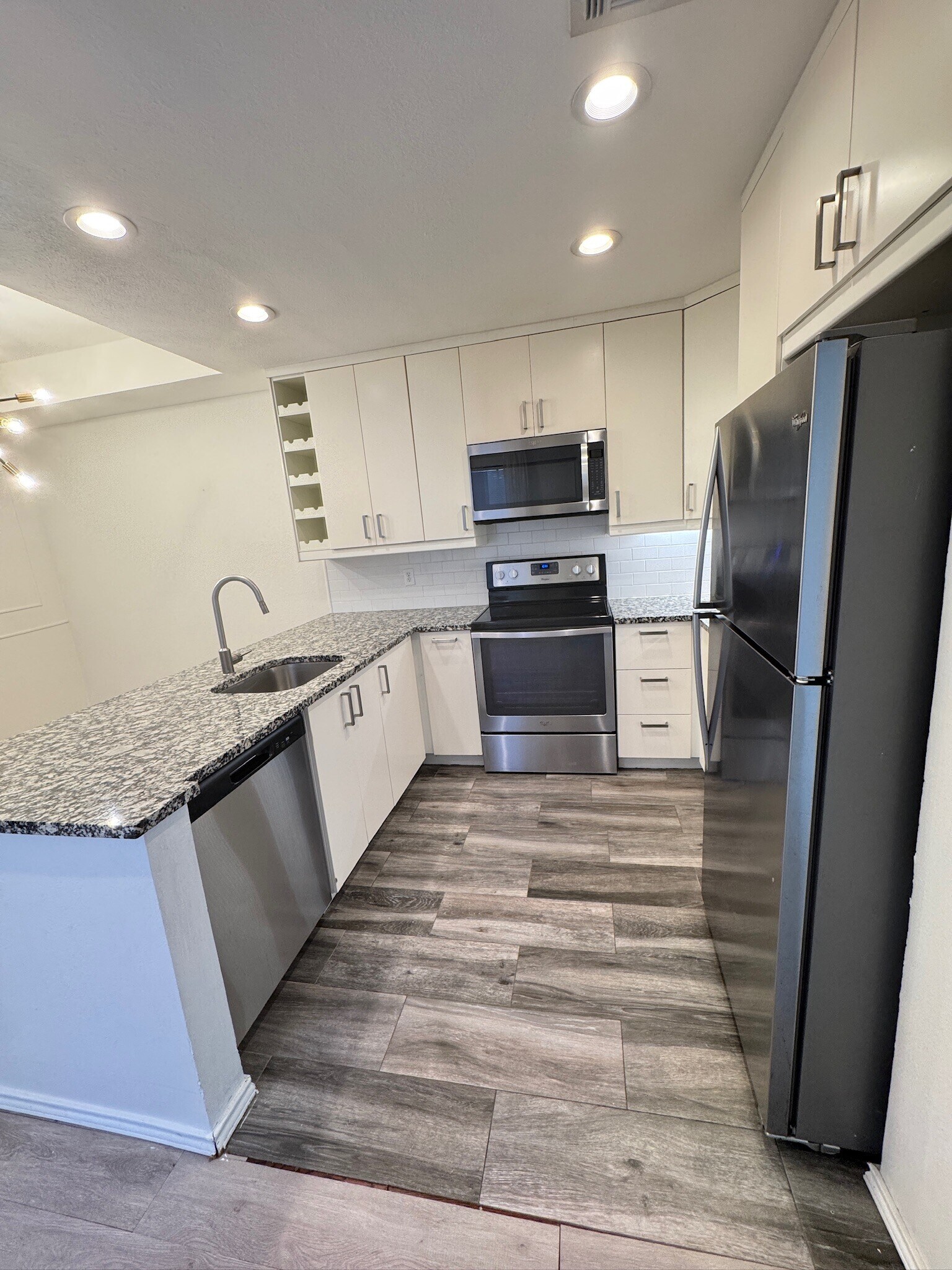 Building Photo - 5100 Verde Valley Ln