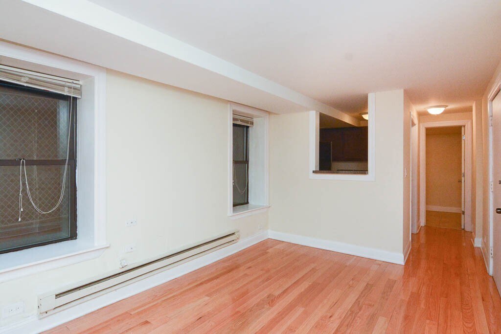 Building Photo - 1314 N Dearborn St