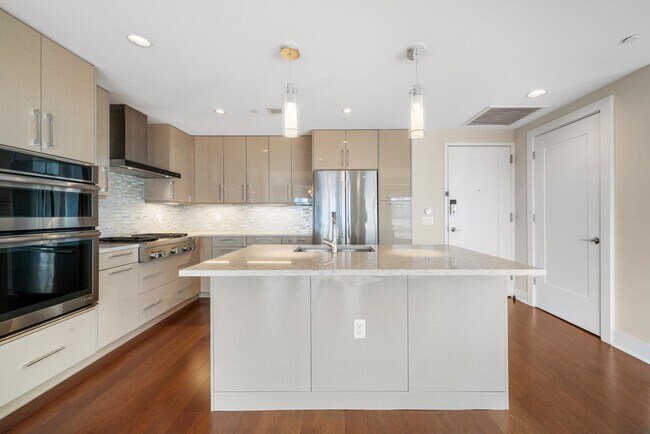 Building Photo - 100 Eton Row