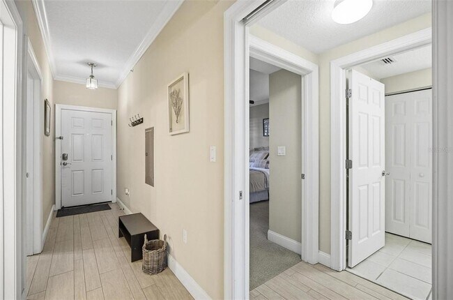 Building Photo - 60 Surfview Dr