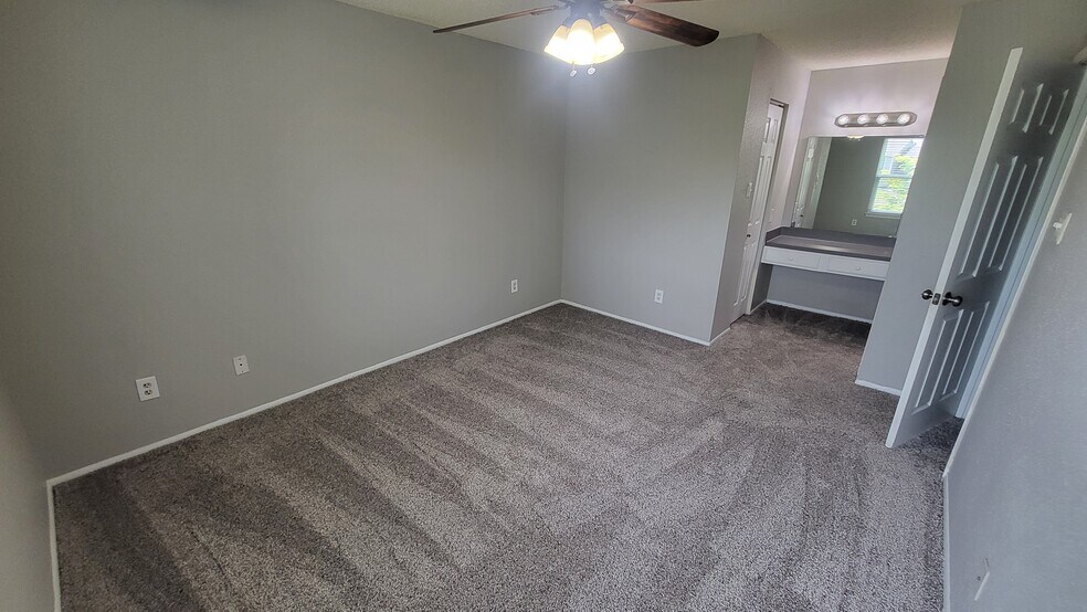 Building Photo - 3748 Idlebrook Cir