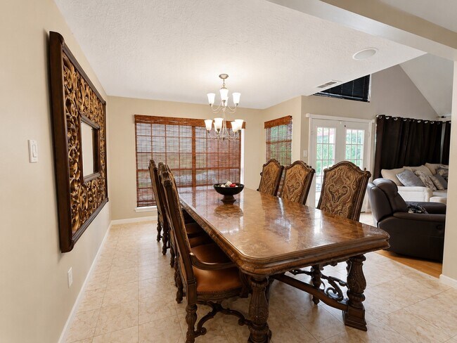 Building Photo - 3115 Ashford Bend Dr