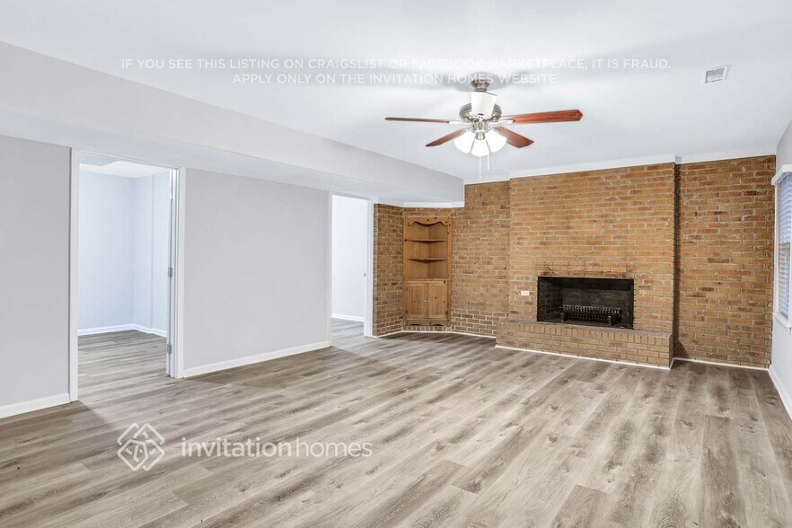 Building Photo - 3488 Pheasant Ct