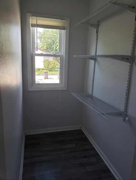 Pantry - 2802 S Chicago Ave