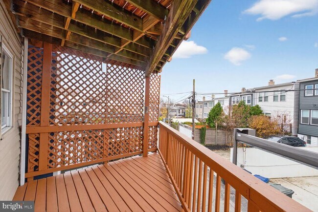 Building Photo - 4822 5th St NW