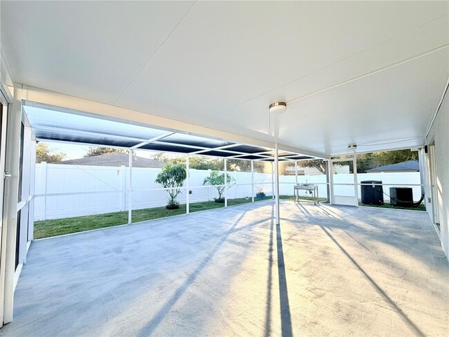 Building Photo - 30750 Temple Stand Ave