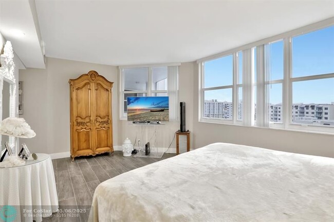 Building Photo - 1340 S Ocean Blvd