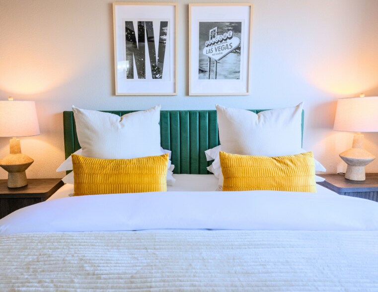 Building Photo - 7804 Sparkle Ave