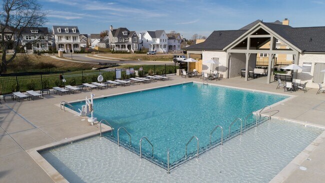 Building Photo - Luxury living in this brand new home - Franklin, TN