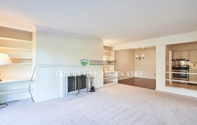 Building Photo - 77 Atterbury Blvd