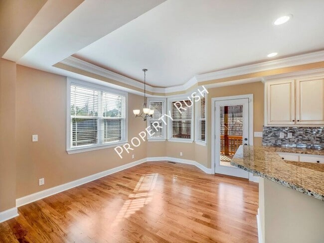 Building Photo - 7986 Burgundy Cir