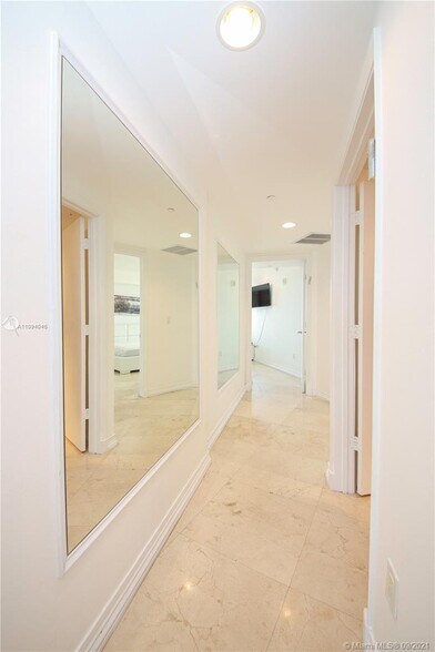 Building Photo - 17201 Collins