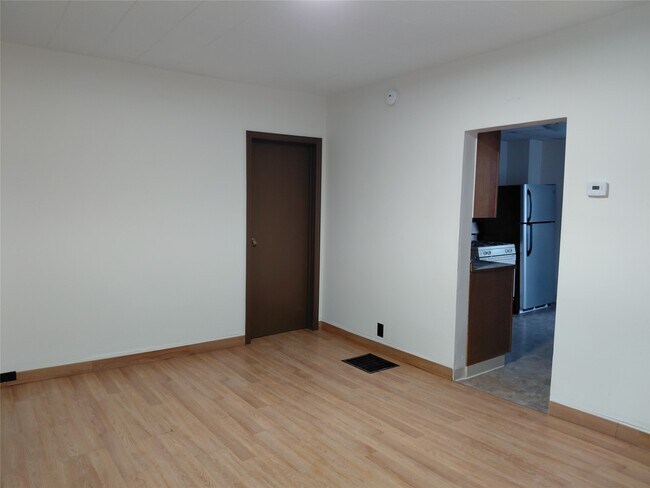 Building Photo - 330 Conklin Ave