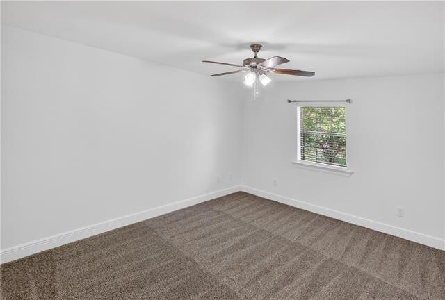 Building Photo - 401 Starling Dr