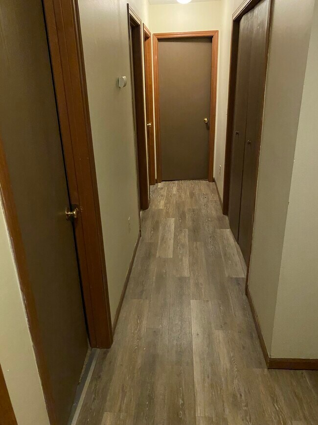 2nd Floor Hallway - 1549 Whitehall Blvd
