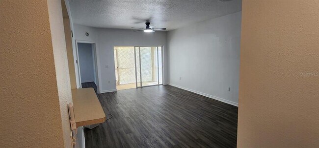 Building Photo - 6014 Portsdale Pl