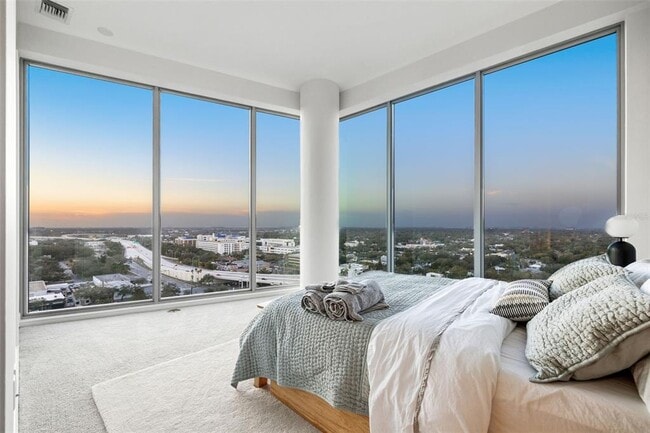 Building Photo - 777 3rd Ave N