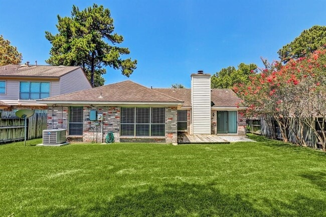 Building Photo - 7750 Springville Dr