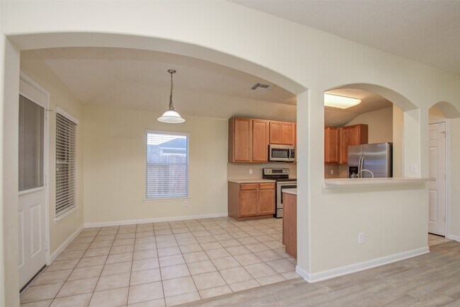 Building Photo - 14903 Lanai Dr