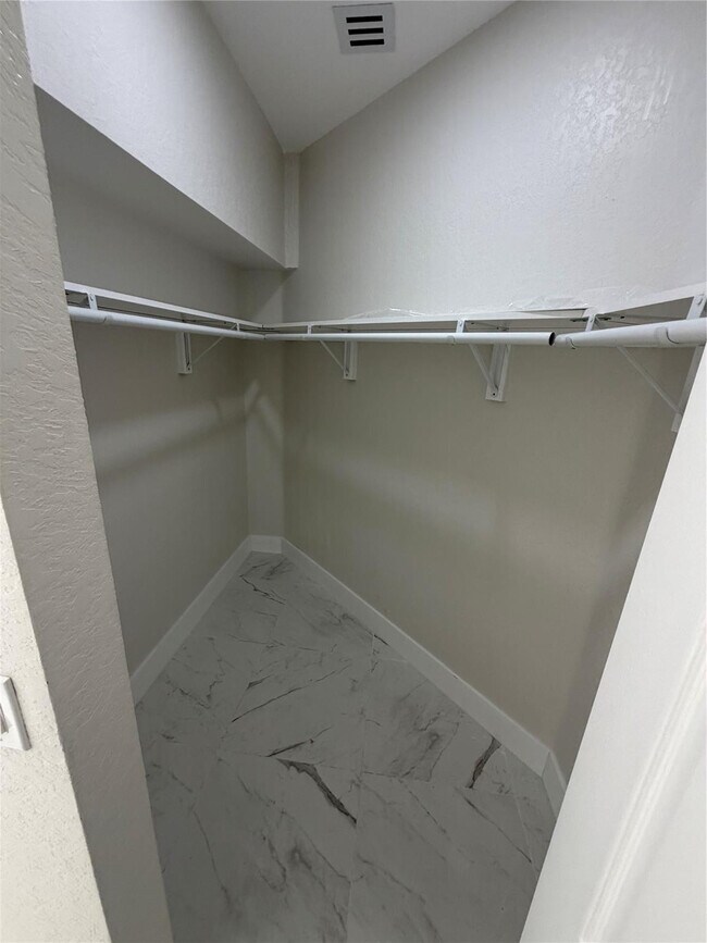 Building Photo - 5473 NW 90th Ave