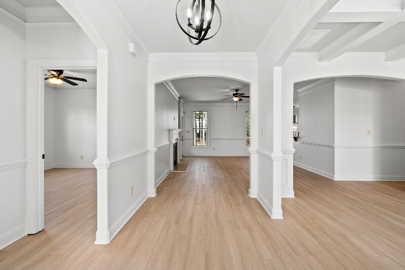 Building Photo - 73 Old Barn Way