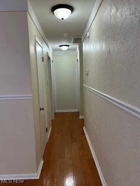 Building Photo - 121 Larchwood Dr