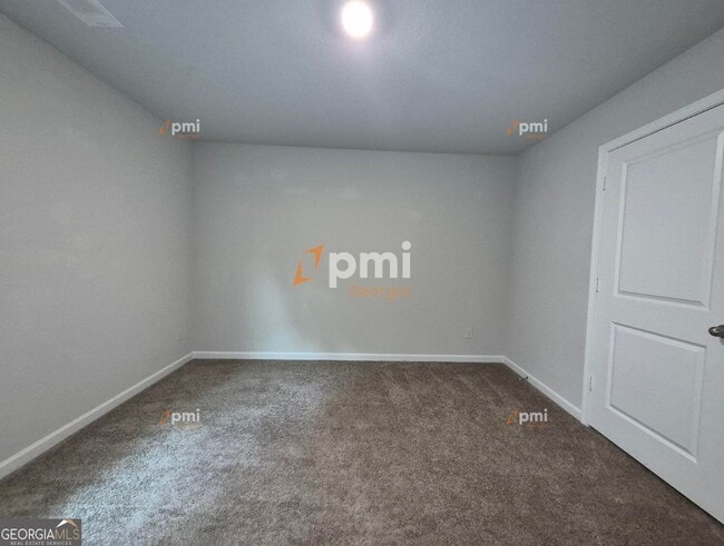 Building Photo - 3338 Bridgewood Dr