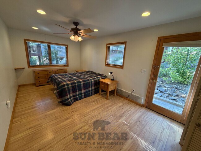 Building Photo - 598 Lariat Cir