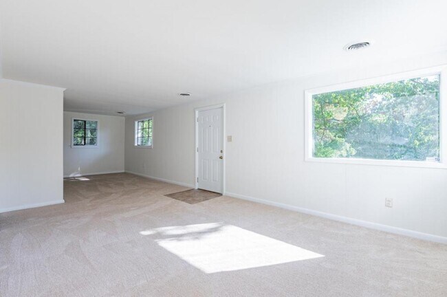 Building Photo - 300 Covington Road