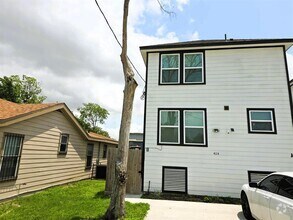 Building Photo - 4114 Majestic St