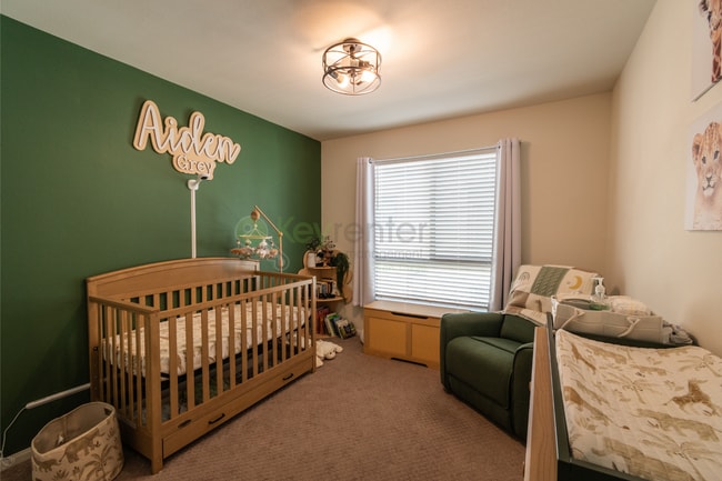 Building Photo - Stunning Verano at Skyline |Gated Community |HOA, Pool, Playground