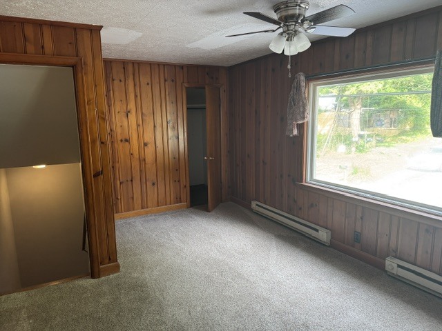 Building Photo - 890 S Park Rd