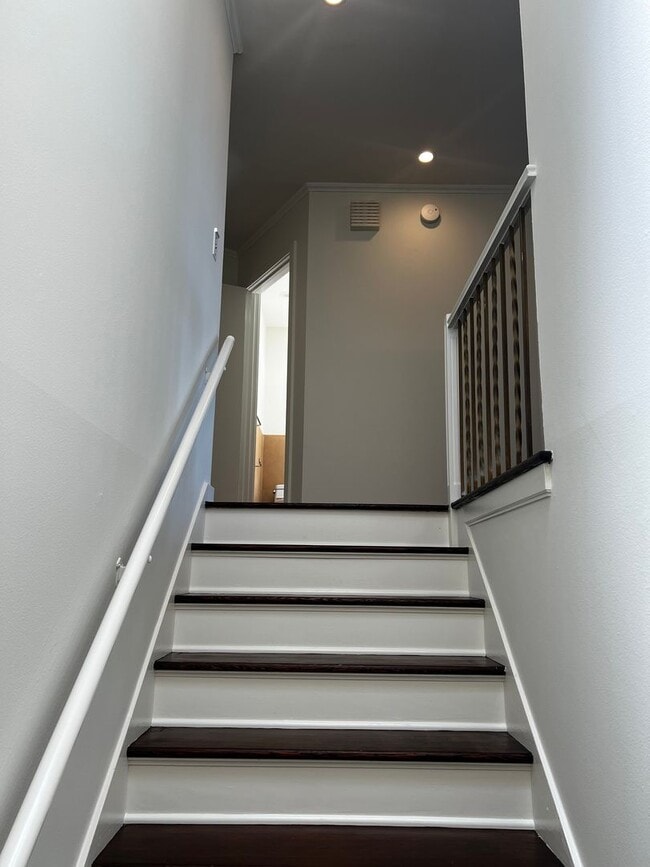 Building Photo - Views for Days Eureka Valley Home.  OPEN HOUSE!!!! THURSDAY, MAY 21 FROM 4:00 PM - 6:30 PM.