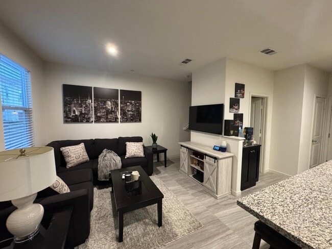 Building Photo - 4137 Rio Azul Way