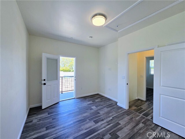 Building Photo - 4169 Country Club Dr