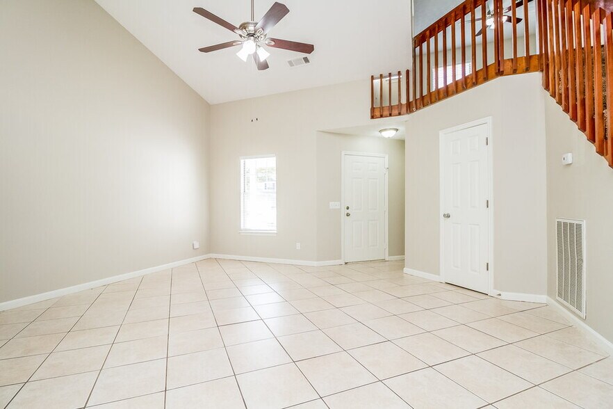 Building Photo - 101 Brandy Ct