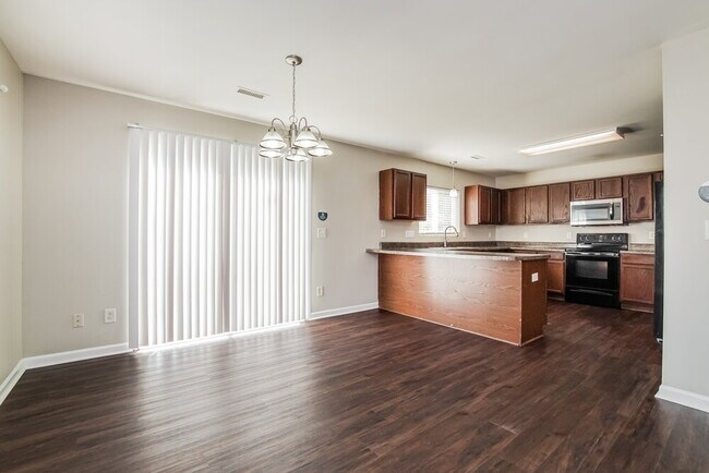 Building Photo - 141 Bellfare Dr