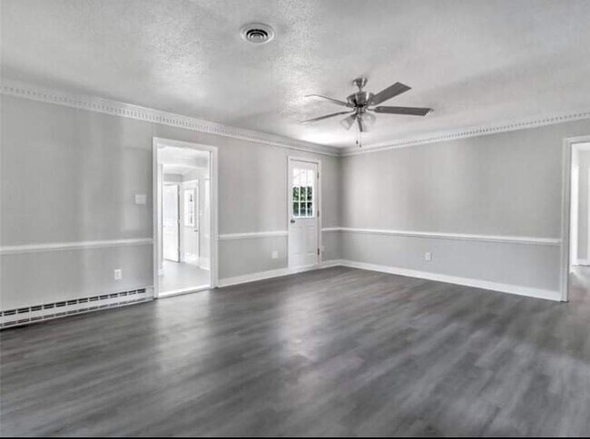 Building Photo - 3314 Granby St