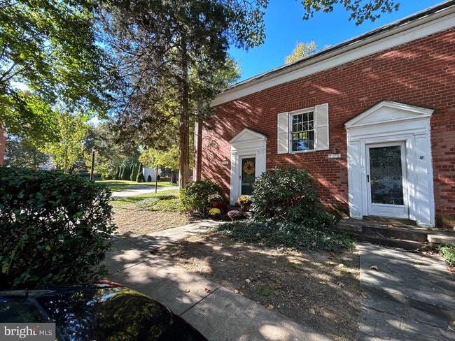 Building Photo - 3318 Coryell Ln