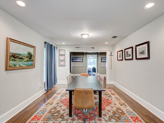 Building Photo - 3705 Brighton Rd