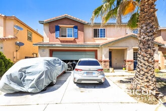 Building Photo - 13052 Cerritos Ct